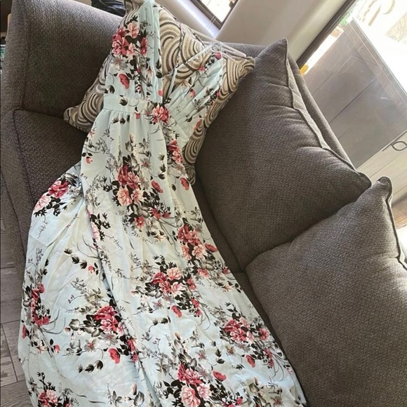 “Ayla” Floral Maxi Dress - Picture 8 of 16